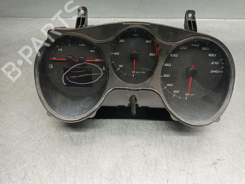 Used Instrument cluster SEAT ALTEA (5P1) 1.6 TDI (105 hp) 10331256