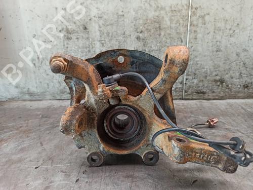 Used Left front steering knuckle NISSAN X-TRAIL I (T30) 2.2 Di 4x4 (114 hp) 8290077