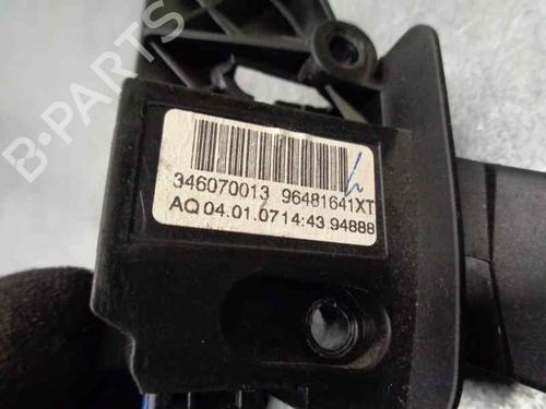 Steering wheel controls CITROËN C4 I (LC_) 1.6 HDi | BP6694793E15 