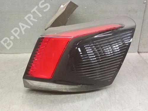 Højre baglygte PEUGEOT 3008 II SUV (MC_, MR_, MJ_, M4_) 1.2 THP/ PureTech 130 (MRHNSM, MRHNSU, MRHNSJ, MRHNYW,... (131 hp) 29638144