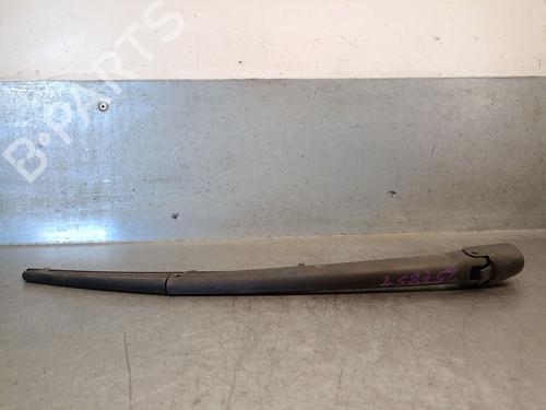 Used Rear windshield wiper arm Rear windshield wiper arm LANCIA MUSA (350_) 1.3 D Multijet (350.AXB11, 350.AXB1A) (70 hp) 36466740 36466740