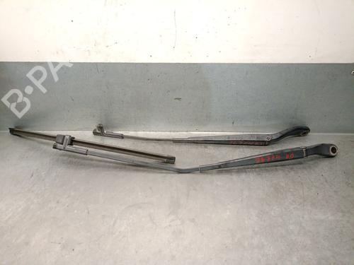 Used Front windshield wiper arm Front windshield wiper arm 39538244 39538244