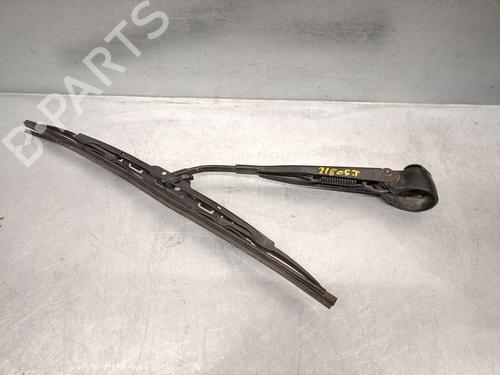 Used Rear windshield wiper arm AUDI 80 B4 Avant (8C5) 1.9 TDI (90 hp) 22739905