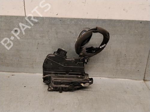 Højre bagtil lås Højre bagtil lås RENAULT CLIO V (B7_) 1.6 E-TECH 140 (B7MU) (140 hp) 39668875 39668875