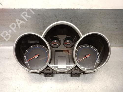 Used Instrument cluster CHEVROLET CRUZE (J300) 1.6 (109 hp) 26223641