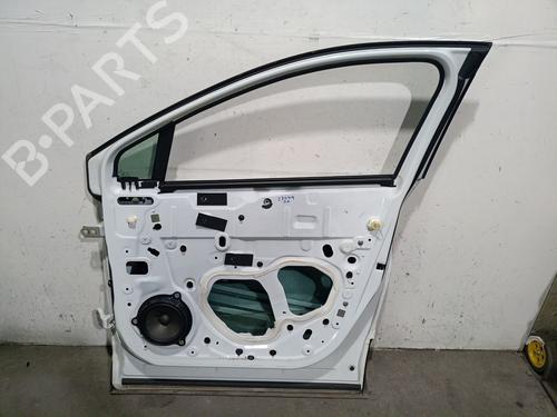 Right front door RENAULT CAPTUR II (HF_) TCe 90 (HFM6) | BP29979395C3