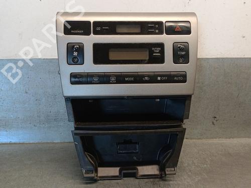 climate-control-toyota-corolla-_e12_-2001-2002-2003-2004-2005-2006-2007-2008-36996149 main image