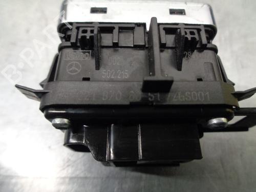 Right rear window switch MERCEDES-BENZ S-CLASS (W221, V221) S 320 CDI (221.022, 221.122) | BP10637751I28 