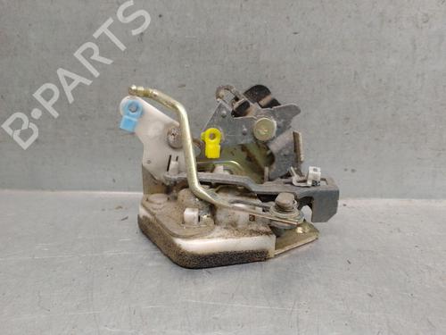 Høyre bak lås HYUNDAI ACCENT I (X-3) 1.3 i 12V (84 hp) 31364061