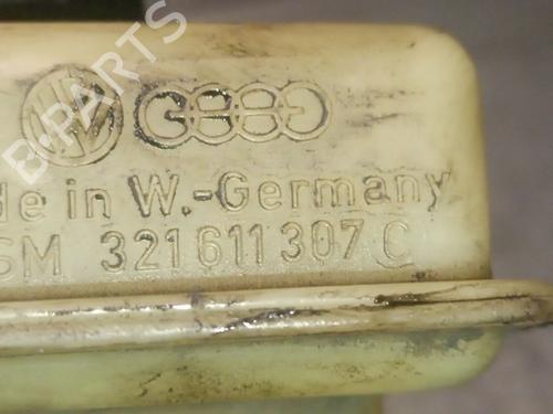 Brake master cylinder VW PASSAT B2 Variant (33B) 1.6 D | BP31965908M77 
