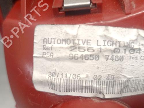 Rear fog light PEUGEOT 407 SW (6E_, 6D_) 2.0 HDi 135 | BP28103435C37 