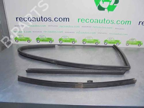 Used Rubber door seal VW GOLF IV (1J1) 1.6 16V (105 hp) 20266256