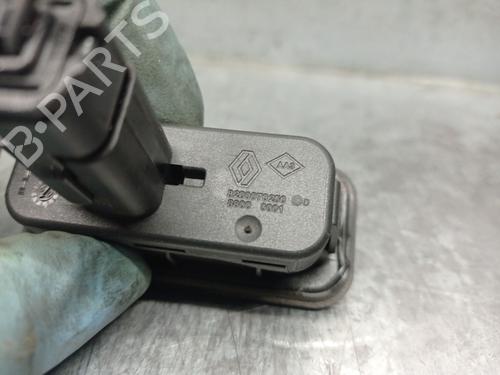 Tailgate handle RENAULT SCÉNIC III (JZ0/1_) 2.0 dCi (JZ0L) | BP22984700C132 