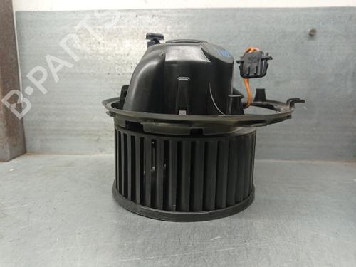 Heater blower motor AUDI Q3 (8UB, 8UG) 2.0 TDI | BP23426818M62 