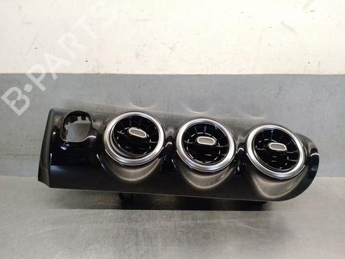 Used Air vent MERCEDES-BENZ A-CLASS (W177) A 180 d (177.003) (116 hp) 29946620