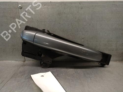 front-right-exterior-door-handle-renault-arkana-i-lcm_-ldn_-2019-33466025 main image