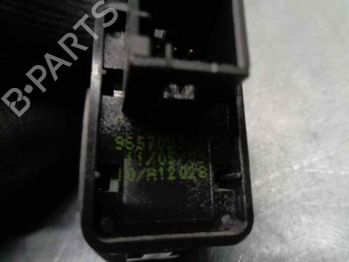 Switch PEUGEOT 1007 (KM_) 1.4 | BP20256621I30