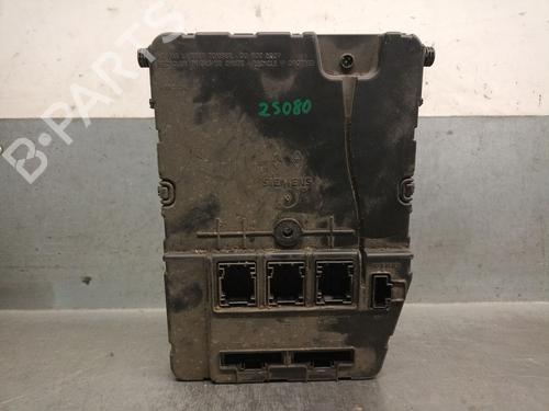 Used Fuse box Fuse box RENAULT MEGANE II Coupé-Cabriolet (EM0/1_) 2.0 dCi (150 hp) 33937031 33937031