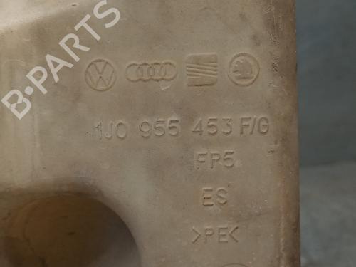 Windscreen washer tank VW GOLF IV (1J1) 2.0 | BP11015501C113 