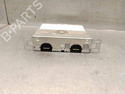 Used Radio Radio RENAULT CLIO V (B7_) 1.6 E-TECH 140 (B7MU) (140 hp) 39655358 39655358