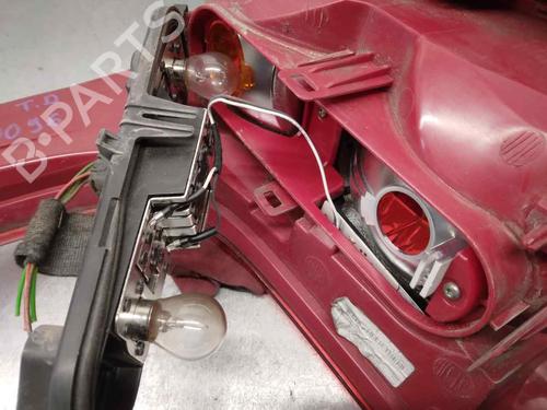 Right taillight PEUGEOT 5008 (0U_, 0E_) 2.0 HDi 150 / BlueHDi 150 | BP18030821C35 