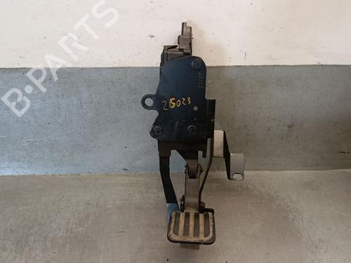 Used Pedal Pedal 37427496 37427496