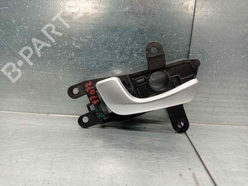 Used Front left interior door handle Front left interior door handle 11769365 11769365
