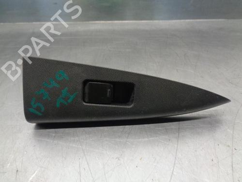 Fensterheberschalter links hinten für NISSAN NOTE (E11, NE11) 1.5 dCi (86 hp) 10234598