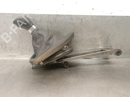 Used Gear lever BMW 1 (E81) 118 d (143 hp) 29394093