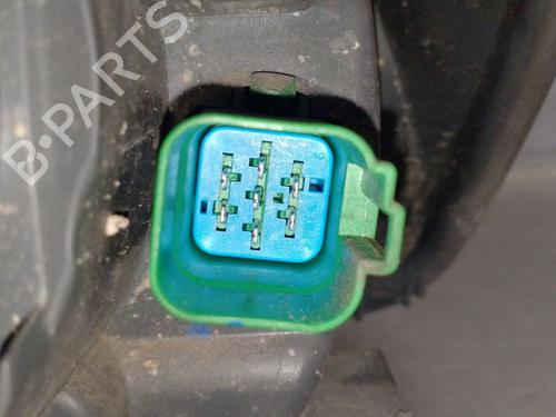 Right headlight FORD FIESTA V (JH_, JD_) 1.4 TDCi | BP30152526C29