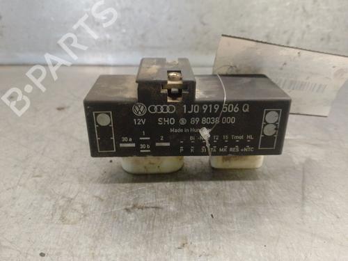 Used Electronic module Electronic module VW GOLF IV (1J1) 1.9 TDI (110 hp) 40046622 40046622