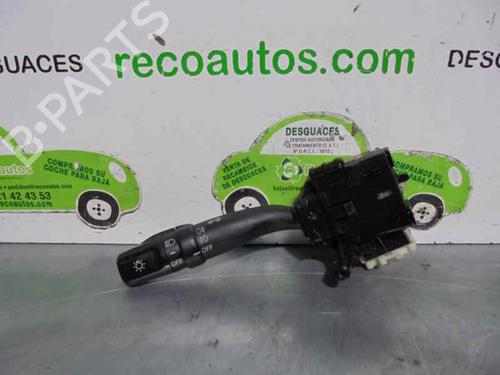 Used Headlight switch TOYOTA AVENSIS Estate (_T25_) 2.0 D-4D (CDT250_, CDT250R) (116 hp) 2309236