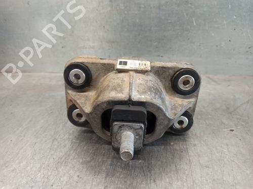 Used Engine mount LAND ROVER RANGE ROVER SPORT II (L494) 3.0 TDV6 4x4 (258 hp) 13907617