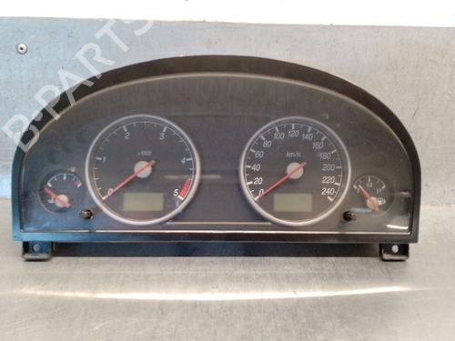 Used Instrument cluster FORD MONDEO III Saloon (B4Y) 2.0 16V TDDi / TDCi (115 hp) 29260362