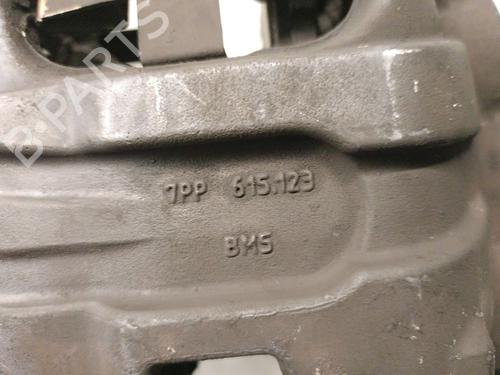 Left front brake caliper PORSCHE CAYENNE (92A) 3.0 Diesel | BP32350092M105  - Image 5