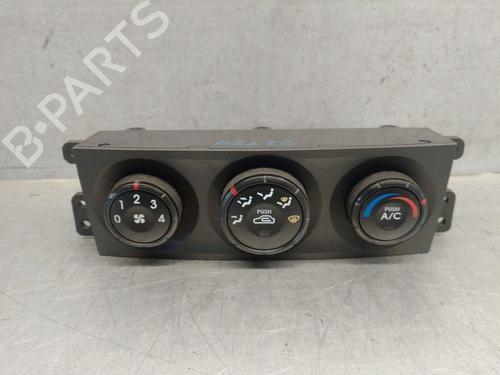Used Climate control KIA SORENTO I (JC) 2.5 CRDi 4WD (140 hp) 26322658