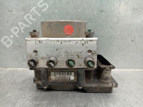 Used ABS pump RENAULT CLIO III (BR0/1, CR0/1) 1.2 16V (BR02, BR0J, BR11, CR02, CR0J, CR11) (75 hp) 26605408