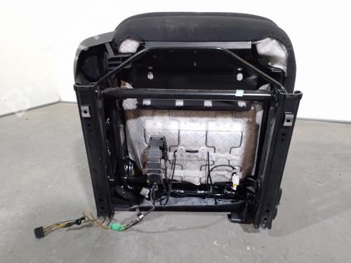 Right front seat PEUGEOT 407 SW (6E_, 6D_) 2.0 HDi 135 | BP15557541C16 