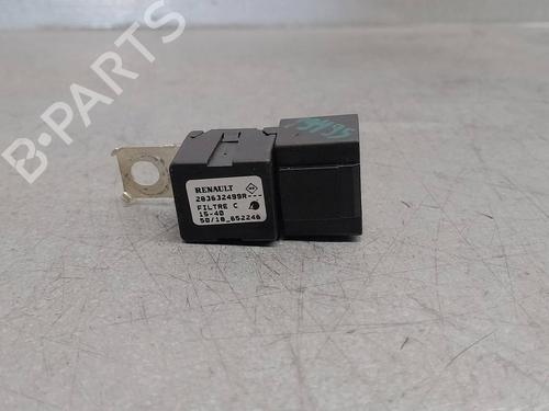 Antenne/Base RENAULT MEGANE IV Hatchback (B9A/M/N_) [2015-2025]  17156605