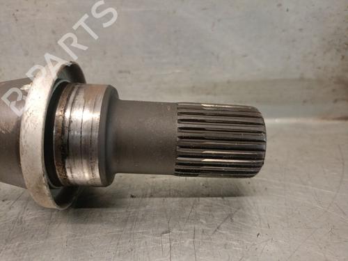 Right front driveshaft KIA SORENTO III (UM) 2.2 CRDi | BP27513745M39 