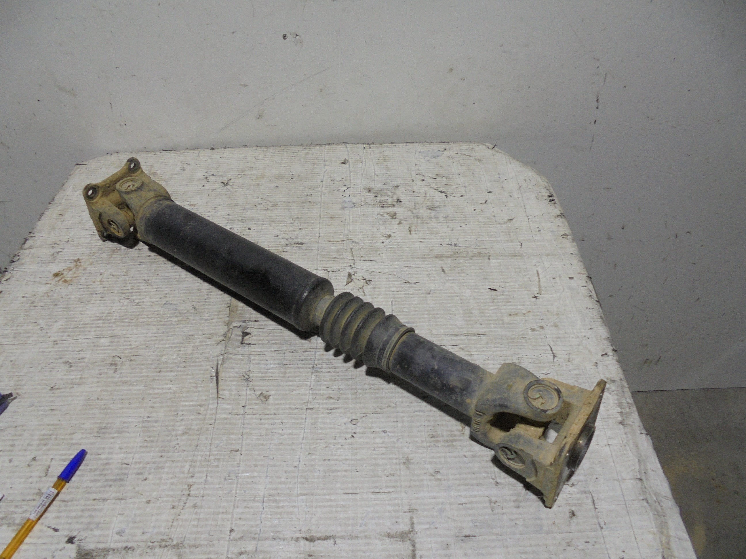 Produktbild von ORIGINAL FORD RANGER Mk2 Mk2.5 5 Getriebe Kardanwelle RWD 5223453 EUR 1.200,00 - DE