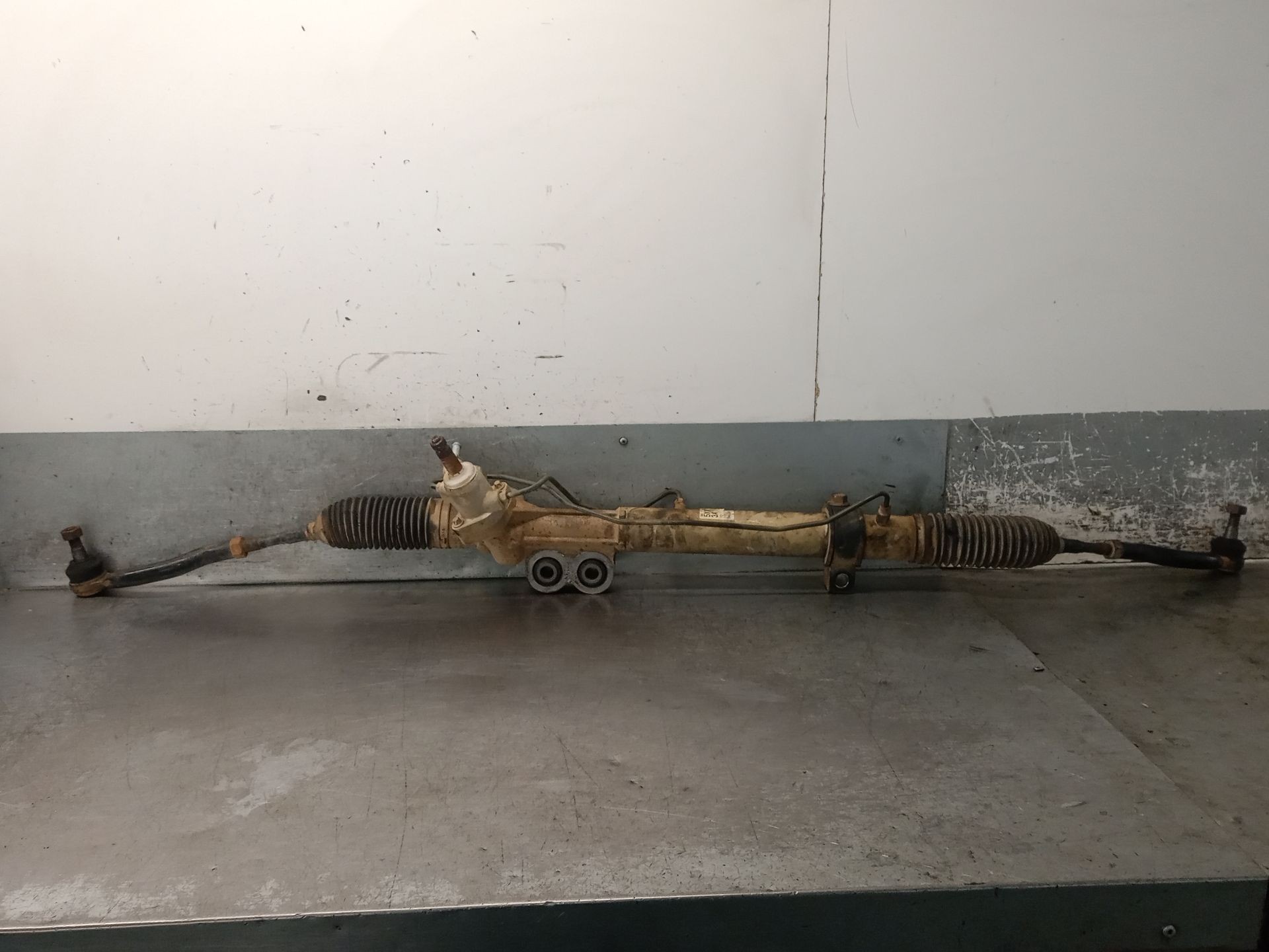 Steering rack NISSAN NAVARA NP300 (D40) 2.5 dCi 4WD 33427921 | B-Parts