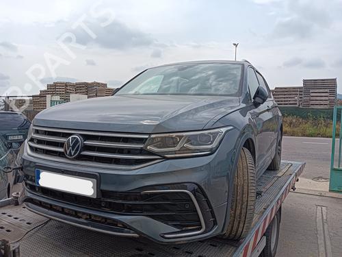 Brugte VW TIGUAN ALLSPACE (BW2, BJ2) 2.0 TDI 4motion (150 hp) 4183485