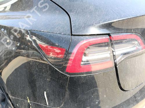 Left taillight TESLA MODEL 3 (5YJ3) EV AWD | BP39434322C34 - Image 2