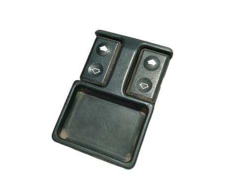 Used Left front window switch BMW 5 (E34) 525 tds (143 hp) 12569780