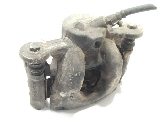 Used Right front brake caliper BMW 1 Coupe (E82) 118 d (143 hp) 11579311