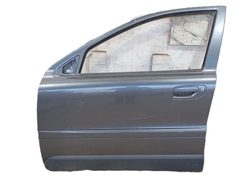 left-front-door-volvo-xc70-i-cross-country-295-1997-1998-1999-2000-2001-2002-2003-2004-2005-2006-2007-31990516 main image