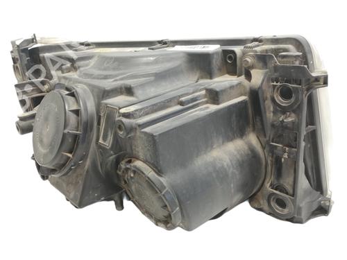 Left headlight LAND ROVER RANGE ROVER SPORT I (L320) 2.7 D 4x4 | BP8114008C28