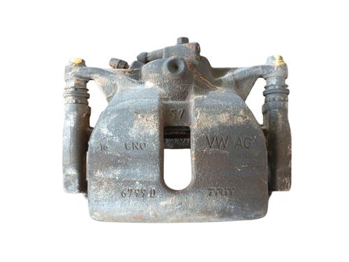 Used Right front brake caliper AUDI Q2 (GAB, GAG) 1.6 TDI (115 hp) 30897545