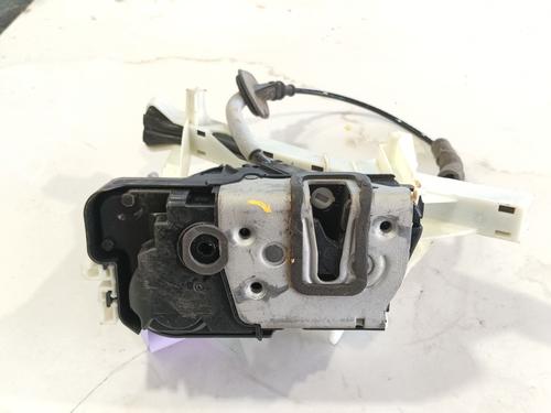 Venstre bagtil lås FORD PUMA (J2K, CF7) 1.0 EcoBoost | BP32470558C100 